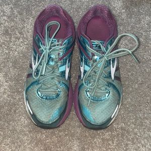 Brooks GTS 17 Running Shoes